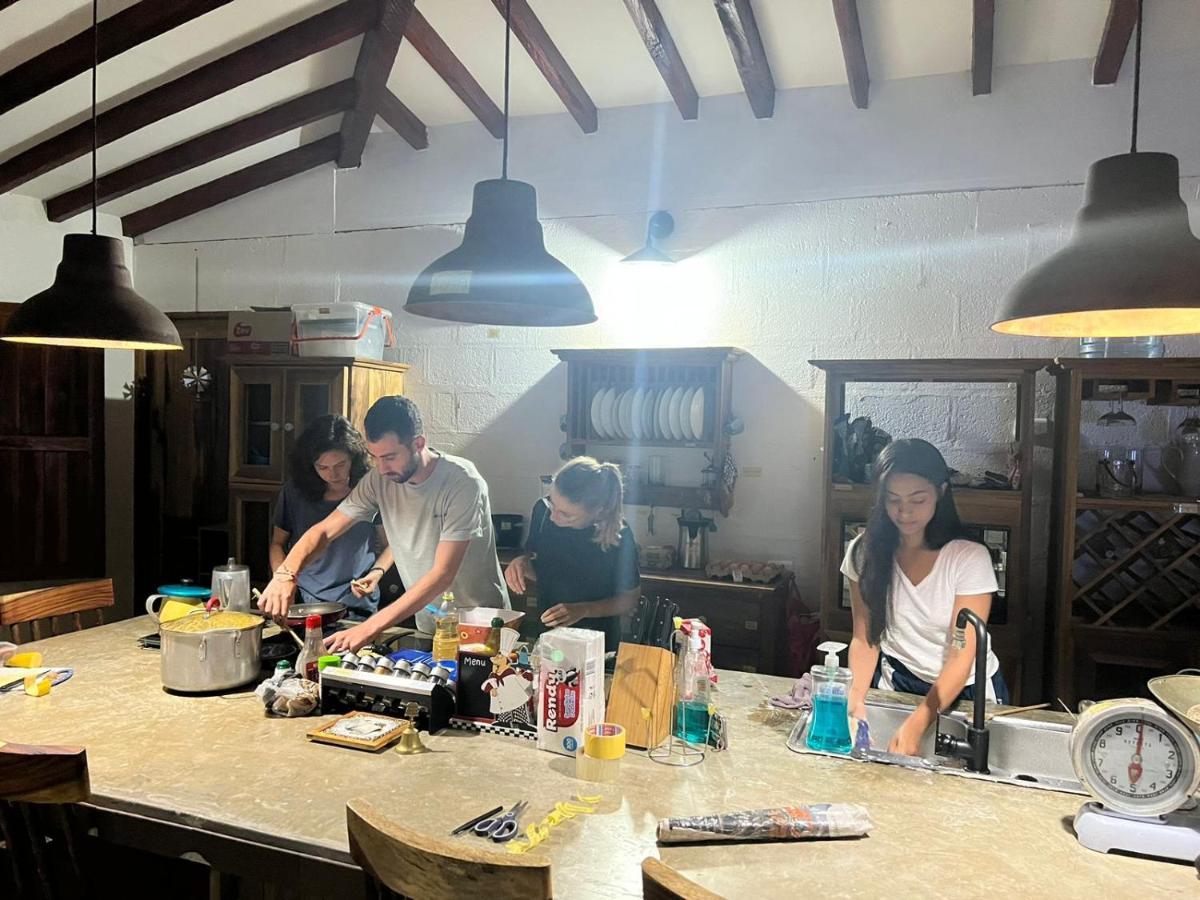 ホテル Spanglish Colombia ヘリコ エクステリア 写真